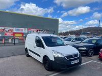 Used Peugeot Partner 97 HP (71 kW) 2016 White MPV