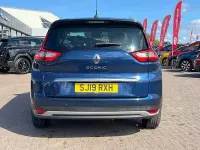 Used Renault Grand Scénic IV Signature 120 HP (88 kW) 2019 Blue/black MPV