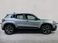 Ny Jeep Avenger Summit 100 HK (73 kW) 2025 Grå SUV