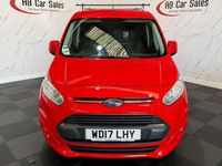 Used Ford Transit Connect Limited 120 HP (88 kW) 2017 Red MPV