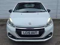 Used Peugeot 208 GT-line 110 HP (80 kW) 2015 White Hatchback
