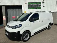 Used Citroën Dispatch 100 HP (73 kW) 2019 White MPV