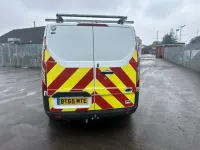 Begagnad Ford Transit Custom 100 HK (73 kW) 2015 Vit Van