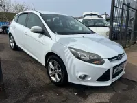 Used Ford Focus Zetec 2013 White Hatchback