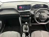 Used Peugeot 208 Allure 101 HP (74 kW) 2024 Grey Hatchback