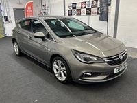 Used Vauxhall Astra SRi 150 HP (110 kW) 2017 Grey Hatchback