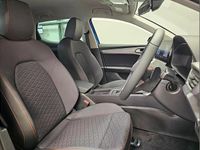 Begagnad Seat Leon FR 204 HK (150 kW) 2024 Blå Halvkombi