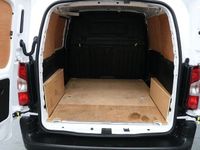 Used Citroën Berlingo 75 HP (55 kW) 2021 White MPV