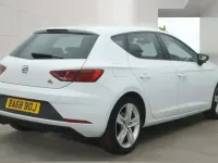 Used Seat Leon FR 187 HP (137 kW) 2019 White Hatchback
