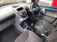 Used Peugeot 107 68 HP (50 kW) 2009 Blue Hatchback