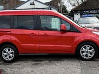 Used Ford Tourneo Connect Titanium 150 HP (110 kW) 2015 Red MPV