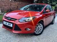 Used Ford Focus Titanium 115 HP (84 kW) 2011 Orange Hatchback