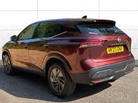 Used Nissan Qashqai Acenta Premium 140 HP (102 kW) 2023 Red SUV