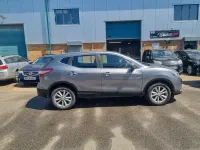 Used Nissan Qashqai Acenta 115 HP (84 kW) 2016 Grey SUV