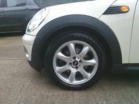 Begagnad Mini Cooper Cabriolet 2009 Vit Cab