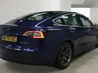 Używany Tesla Model 3 Long Range AWD 366 kW (498 KM) 2020 Niebieski Sedan/Limuzyna