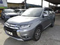 Used Mitsubishi Outlander 147 HP (108 kW) 2018 Grey SUV