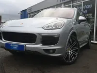 Usado Porsche Cayenne 262 HP (192 kW) 2016 Prateado SUV