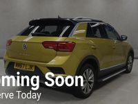 Used VW T-Roc Design 115 HP (84 kW) 2018 Yellow SUV