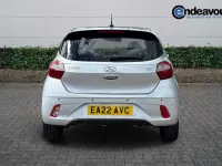 Used Hyundai i10 Premium 84 HP (61 kW) 2022 Silver Hatchback