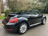 Usado VW Beetle Design 105 HP (77 kW) 2014 Preto Citadino