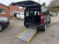 Usado Fiat Doblò Dynamic 77 CV (56 kW) 2008 Gris Monovolumen