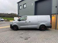 Used Vauxhall Vivaro 120 HP (88 kW) 2020 Grey MPV