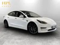 Używany Tesla Model 3 Standard Range 366 kW (498 KM) 2021 Biały Sedan/Limuzyna