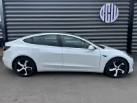 Begagnad Tesla Model 3 Long Range AWD 366 kW (498 HK) 2020 Vit Sedan