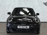 Used Mini Cooper Hatch 113 kW (154 HP) 2025 Black Hatchback