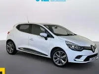 Begagnad Renault Clio IV Iconic 76 HK (55 kW) 2019 Vit Halvkombi