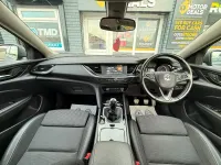 Used Vauxhall Insignia SRi 136 HP (100 kW) 2019 Grey Hatchback