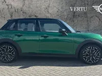 Used Mini Cooper Hatch 114 kW (156 HP) 2026 Green Hatchback