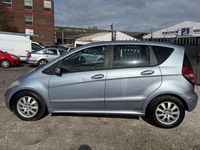 Begagnad Mercedes A160 Elegance 82 HK (60 kW) 2007 Blå Halvkombi