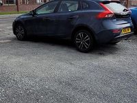 Used Volvo V40 Momentum 120 HP (88 kW) 2016 Blue Estate