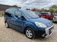 Used Peugeot Partner Tepee Outdoor 112 HP (82 kW) 2011 Blue MPV