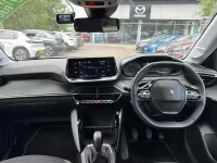 Used Peugeot 208 Active+ 74 HP (54 kW) 2023 Yellow Hatchback