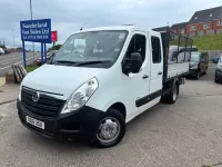 Used Vauxhall Movano 125 HP (91 kW) 2016 White MPV