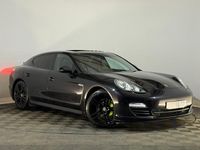 Used Porsche Panamera 250 HP (183 kW) 2011 Black Hatchback