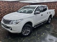 Used Mitsubishi L200 178 HP (130 kW) 2015 White Pickup