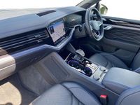 Used VW Touareg R 462 HP (339 kW) 2025 Silicon grey SUV