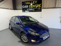 Used Ford Focus Titanium 120 HP (88 kW) 2017 Blue Hatchback