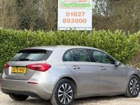 Usado Mercedes A180 SE 136 HP (100 kW) 2020 Prateado Citadino