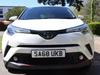 Used Toyota C-HR 116 HP (85 kW) 2018 White SUV