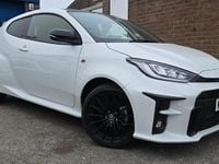 Used Toyota Yaris Edition 116 HP (85 kW) 2024 White Hatchback