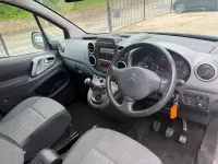 Used Citroën Berlingo Flair 100 HP (73 kW) 2019 Blue MPV