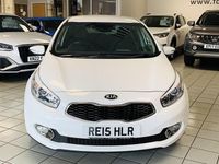 Used Kia Ceed 2015 White Hatchback