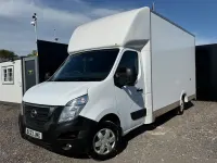 Used Nissan Interstar Tekna 145 HP (106 kW) 2023 White Van