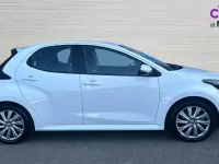 Used Toyota Yaris 116 HP (85 kW) 2022 White Hatchback