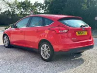 Used Ford Focus Zetec 115 HP (84 kW) 2016 Red Hatchback